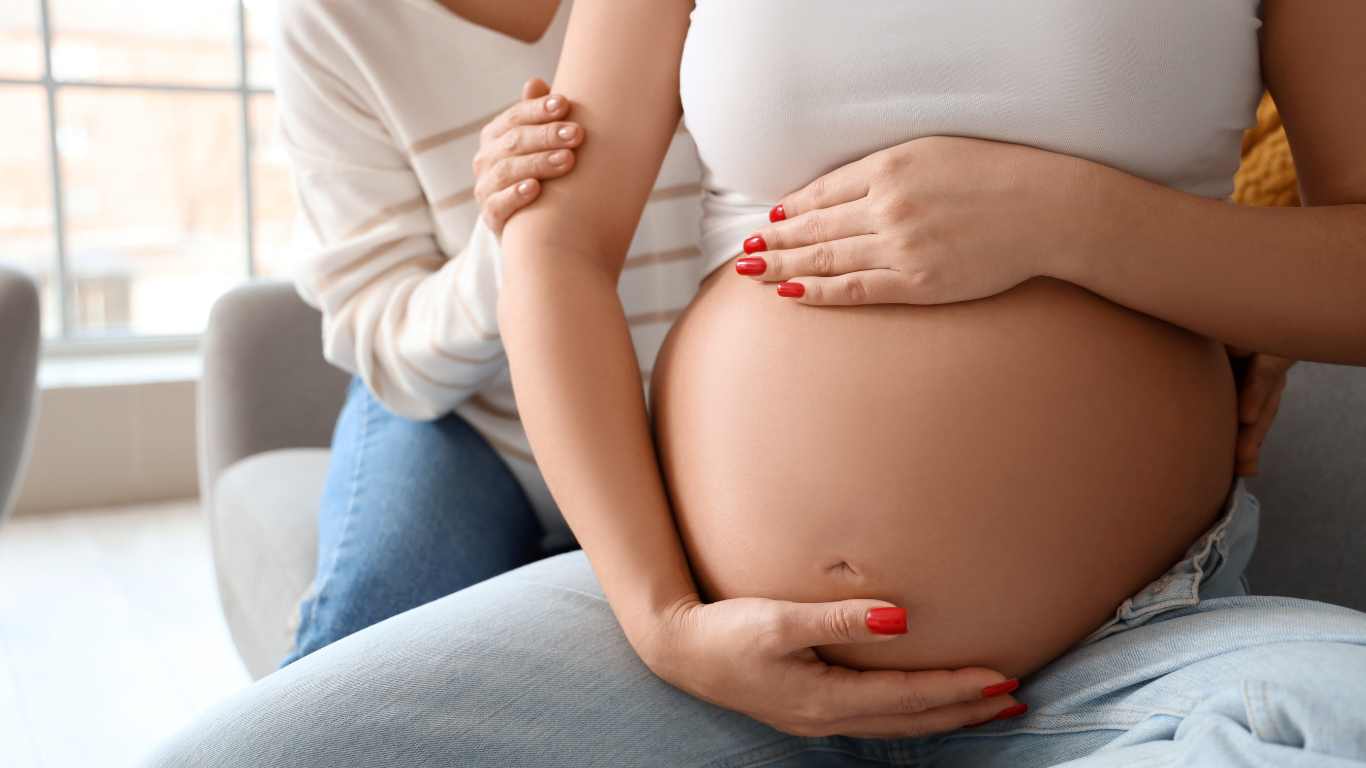 pregnant woman and doula, us doula, perinatal education